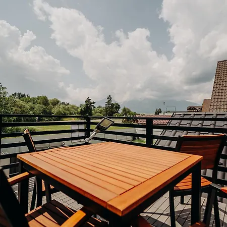 Double Floor With 2 Terraces * 벨카 롬니차
